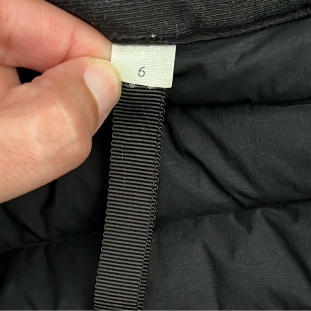 Lululemon Pack It Down Jacket - Picture 10 of 16